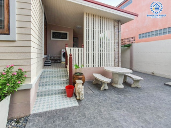 *****บ้านเดี่ยวมือสอง ซอยศิริเกษม17 พุทธมณฑลสาย3 เนื้อที่กว้างขวางมากถึง 158.30 ตร.ว. มาพร้อมฟังก์ชัน 2 ห้องนอน 3 ห้องน้ำ ที่จอดรถ 3 คัน ต่อเติมครบ พร้อมเข้าอยู่ได้ทันที ตั้งบนทำเลเดินทางสะดวก ใกล้รถไฟฟ้าสายสีน้ำเงิน "สถานีบางหว้า" ใกล้ทางด่วน "ศรีรัช"  จองเลย!